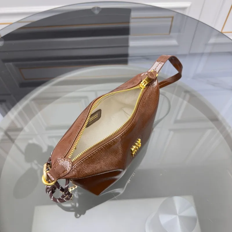MIU MIU Brown Leather Shoulder Bag - Image 8