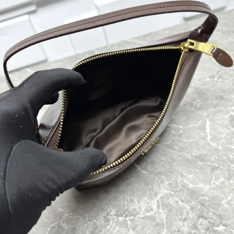 Miu Miu Brown Leather Shoulder Bag - Image 9