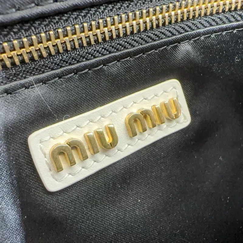 Miu Miu White Matelasse Top Handle Crossbody Bag - Image 7