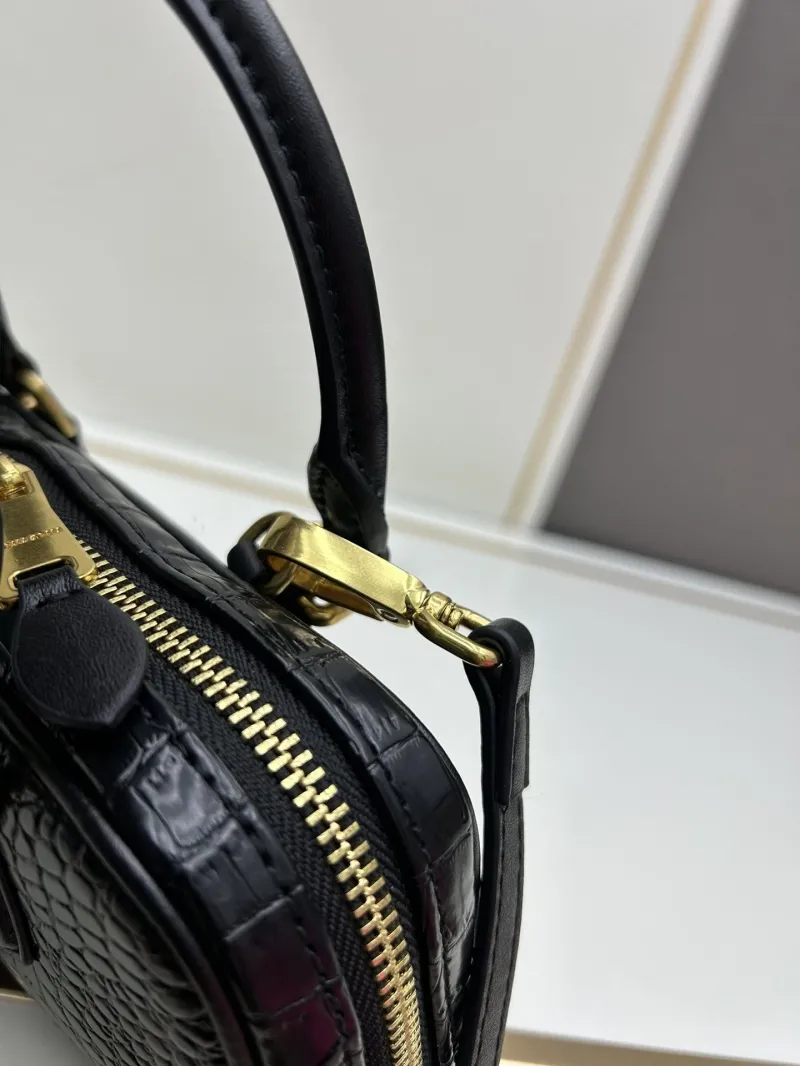 MIU MIU Black Crocodile Top Handle Bag C7036 - Image 6