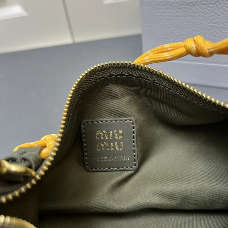 Miu Miu 1E841 Olive Green Top Handle Bag 18x14x10cm - Image 9