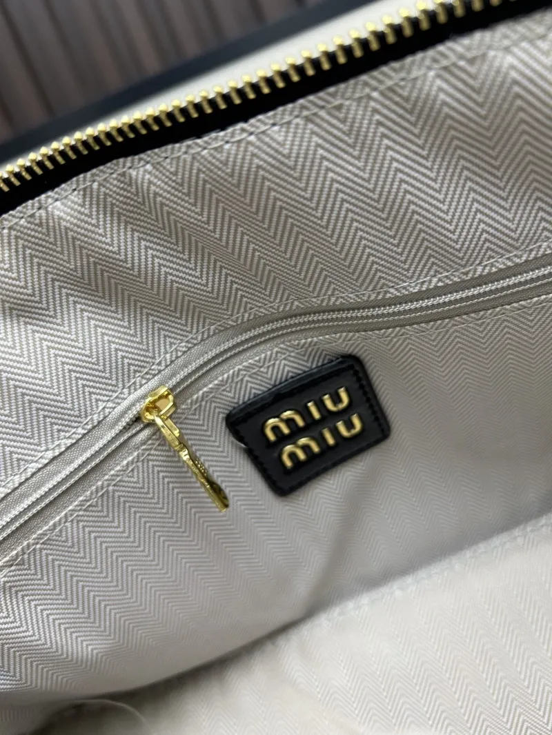 MIU MIU Black Patent Leather Top Handle Bag 2526 - Image 8