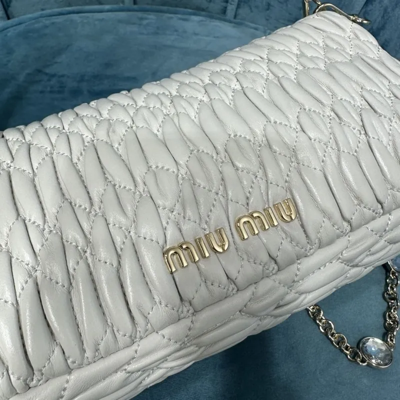 Miu Miu White Top Handle Chain Bag 423 - Image 5