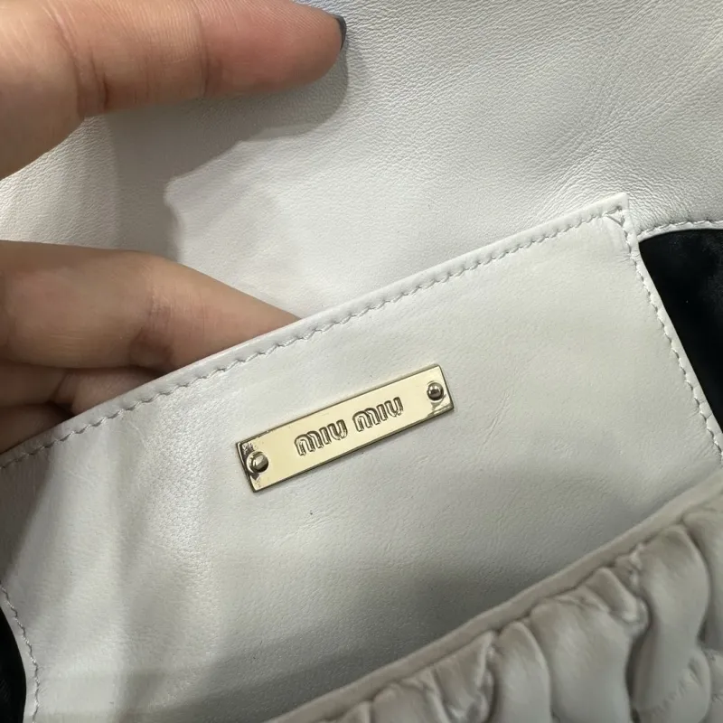 Miu Miu White Top Handle Chain Bag 423 - Image 9