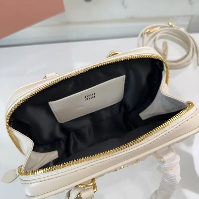 Miu Miu White Matelassé Top Handle Crossbody Bag - Image 7