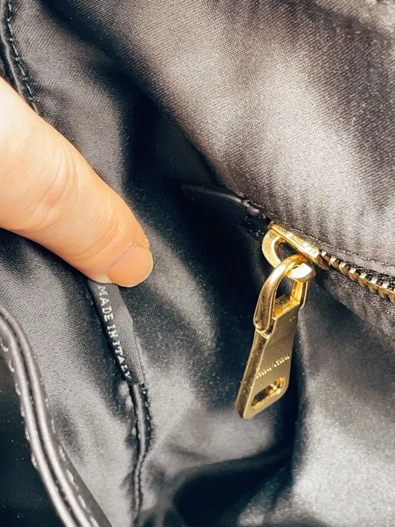 Miu Miu Black Leather Top Handle Bag - Image 8