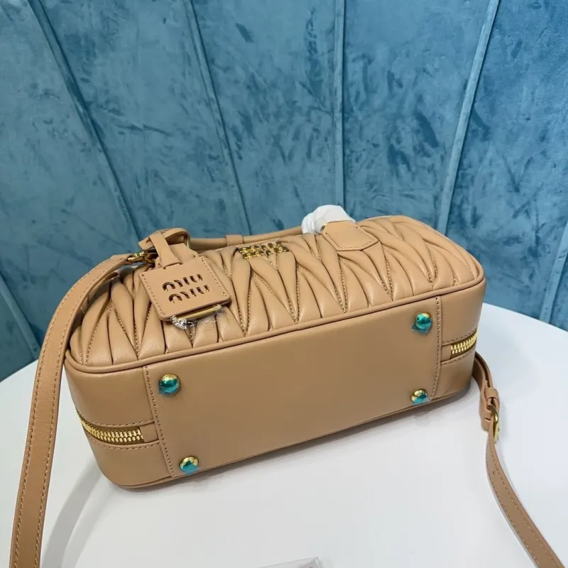 MIU MIU Beige Matelasse Top Handle Bag 507 - Image 6