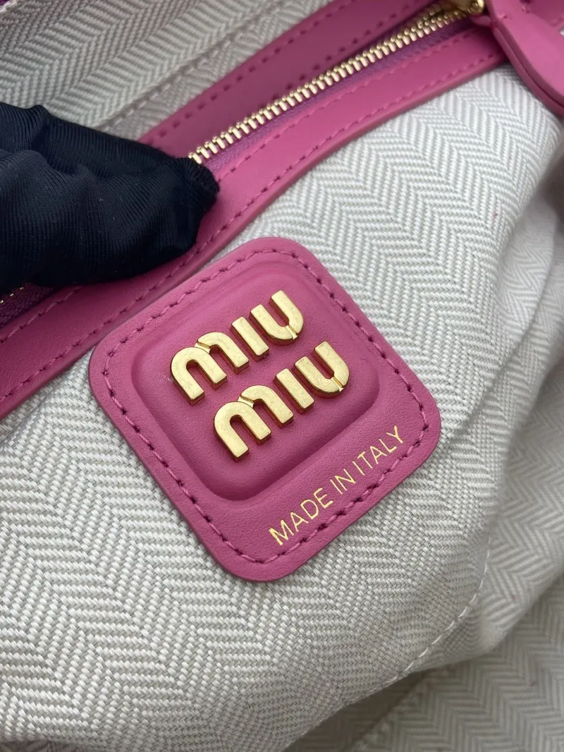 Miu Miu Fuchsia Top Handle Bag 549 - Image 9