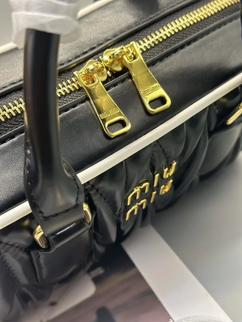 Miu Miu Black Top Handle Bag 662 23x8x11.5cm - Image 4