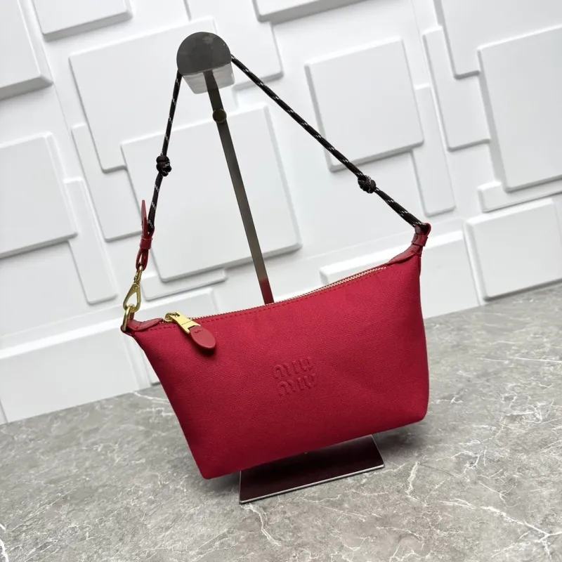 MIU MIU Red Top Handle Bag 671
