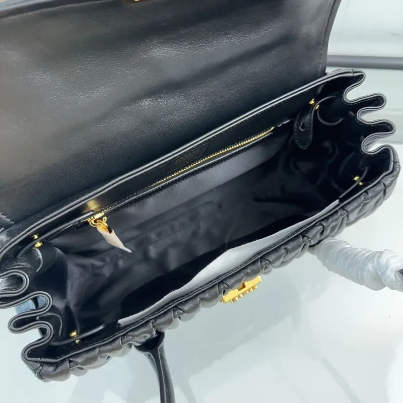 MIU MIU Black Matelassé Top Handle Bag 716 - Image 8