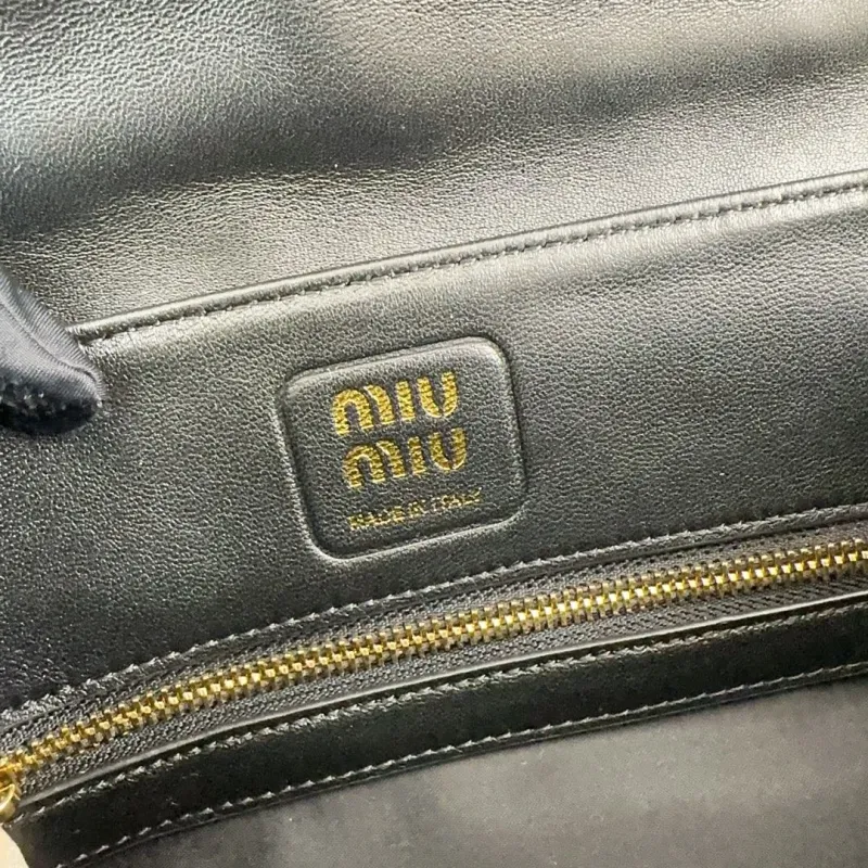 MIU MIU Black Matelassé Top Handle Bag 716 - Image 9