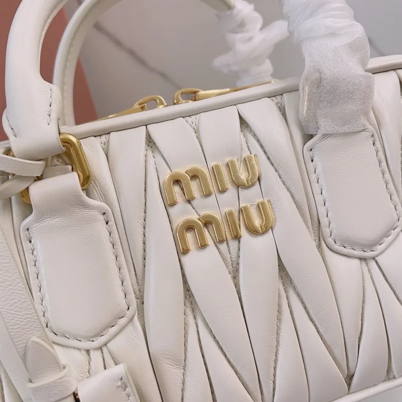 Miu Miu White Matelassé Top Handle Crossbody Bag 730 - Image 4