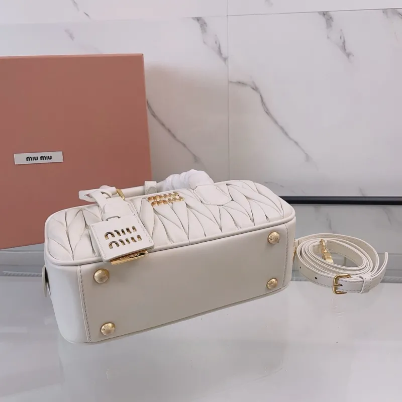 Miu Miu White Matelassé Top Handle Crossbody Bag 730 - Image 6