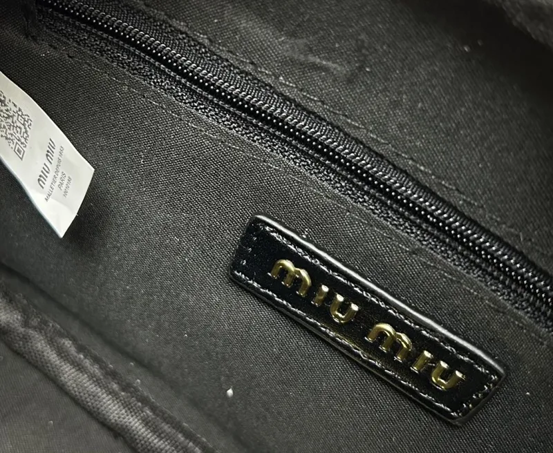 MIU MIU Black Matelasse Top Handle Bag 2311 - Image 9