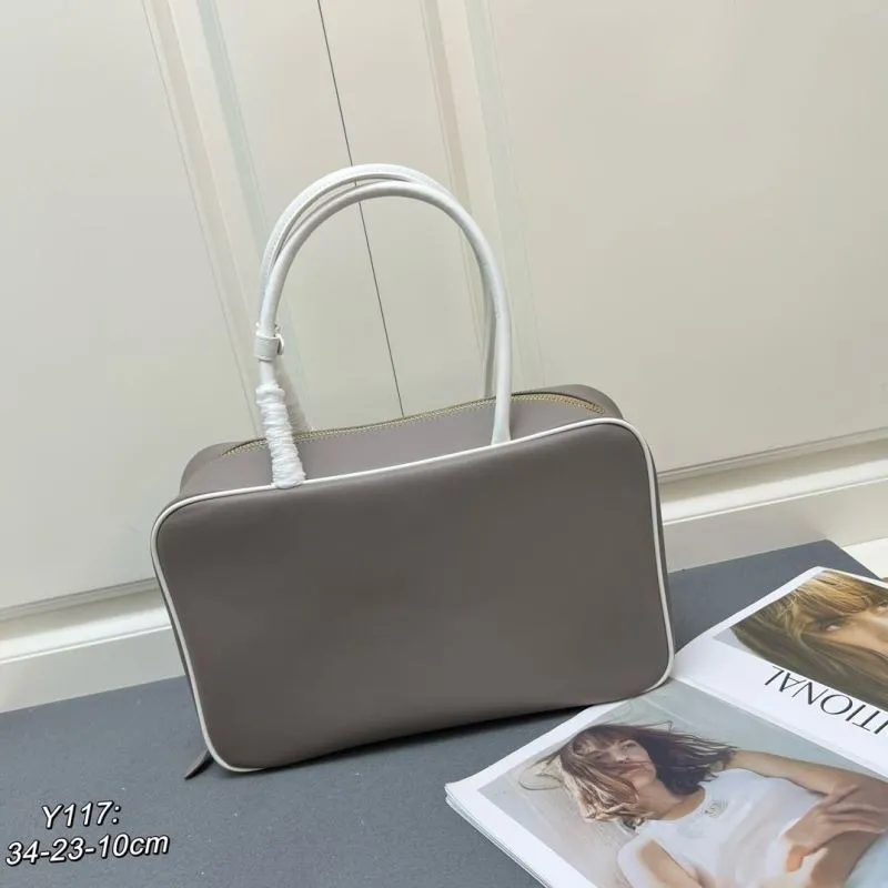 MIU MIU Y117 Gray Top Handle Bag - Image 6