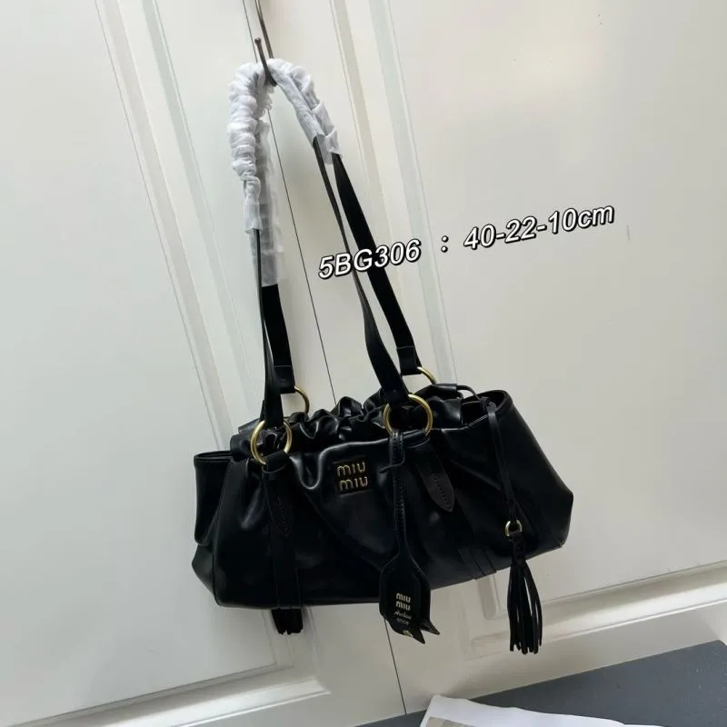MIU MIU Black Leather Shoulder Bag 5BG306