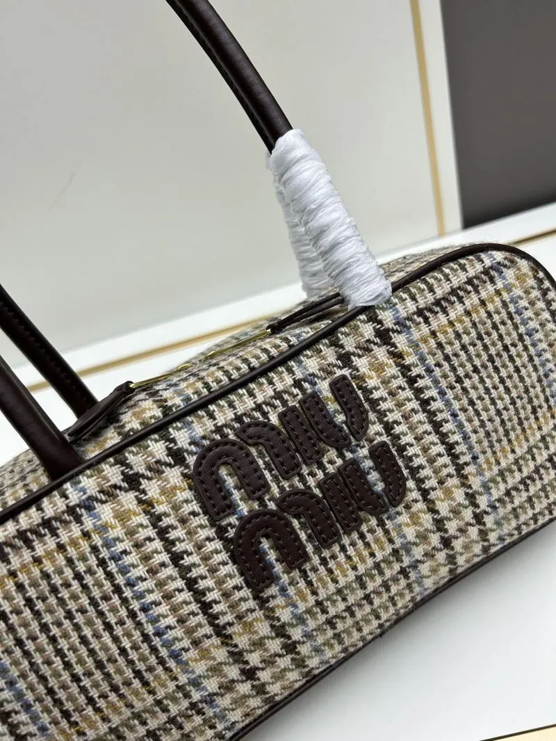 Miu Miu Houndstooth Top Handle Shoulder Bag 09805 - Image 5