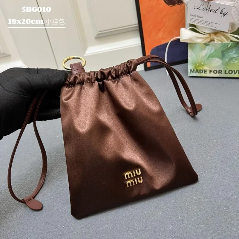 MIU MIU Clutch Bags-6