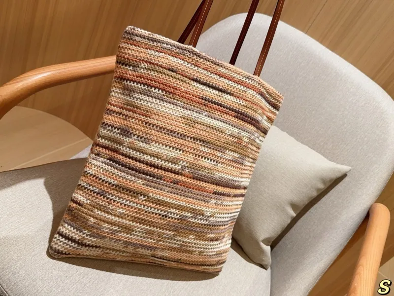 MIU MIU Shopping Bags-3 - Image 3
