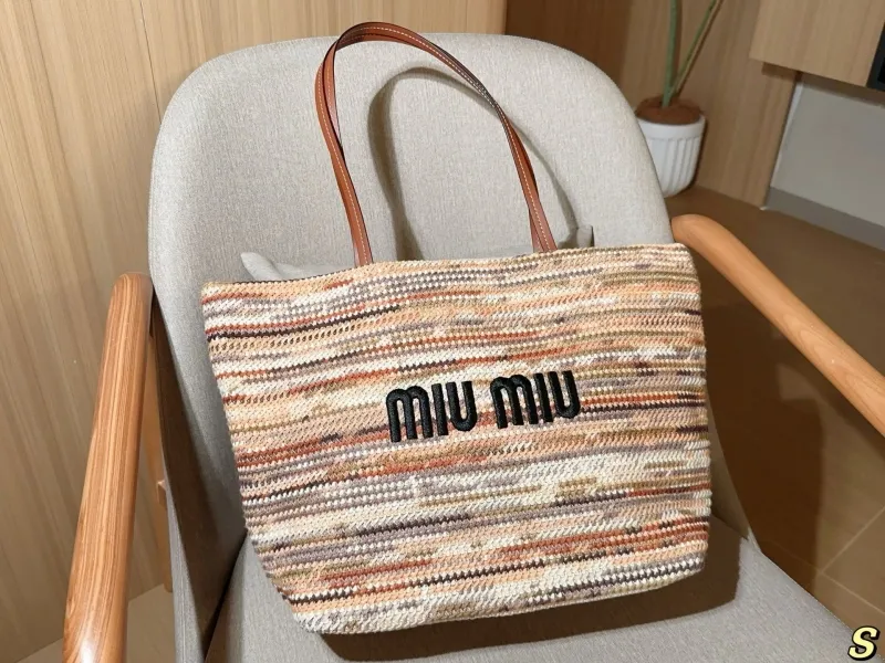 MIU MIU Shopping Bags-4