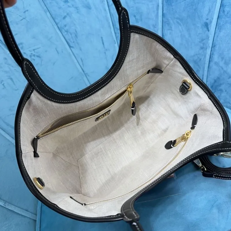 MIU MIU Black Leather Tote Bag with Strap - Image 6