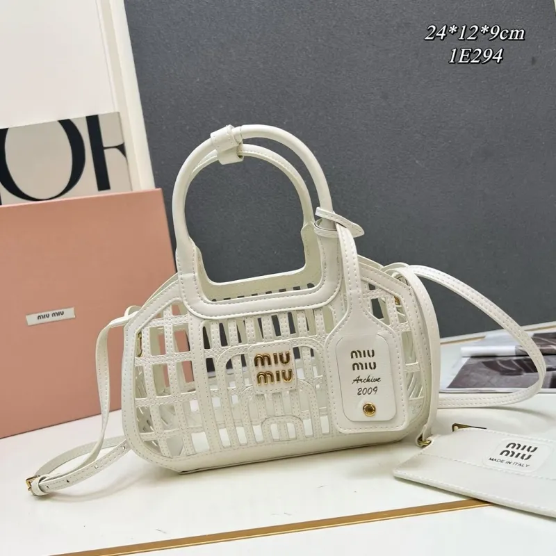 MIU MIU Shopping Bags-32