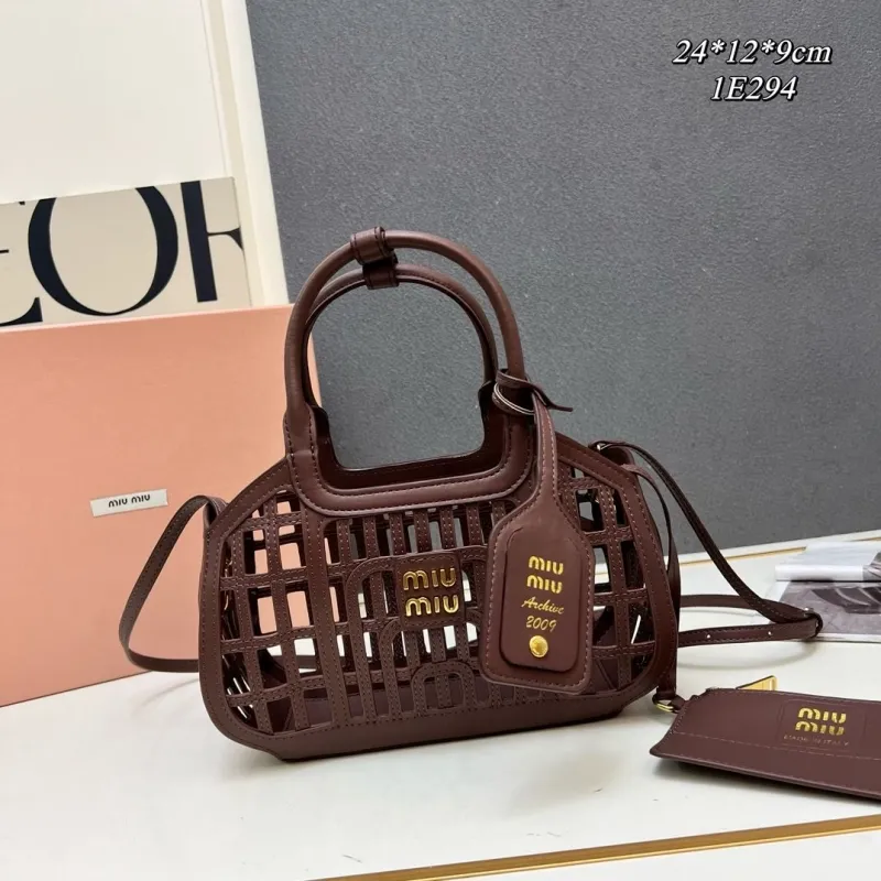 MIU MIU Shopping Bags-33
