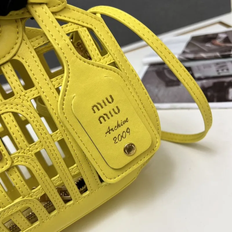 Miu Miu Yellow Crossbody Handbag 1E294 - Image 6