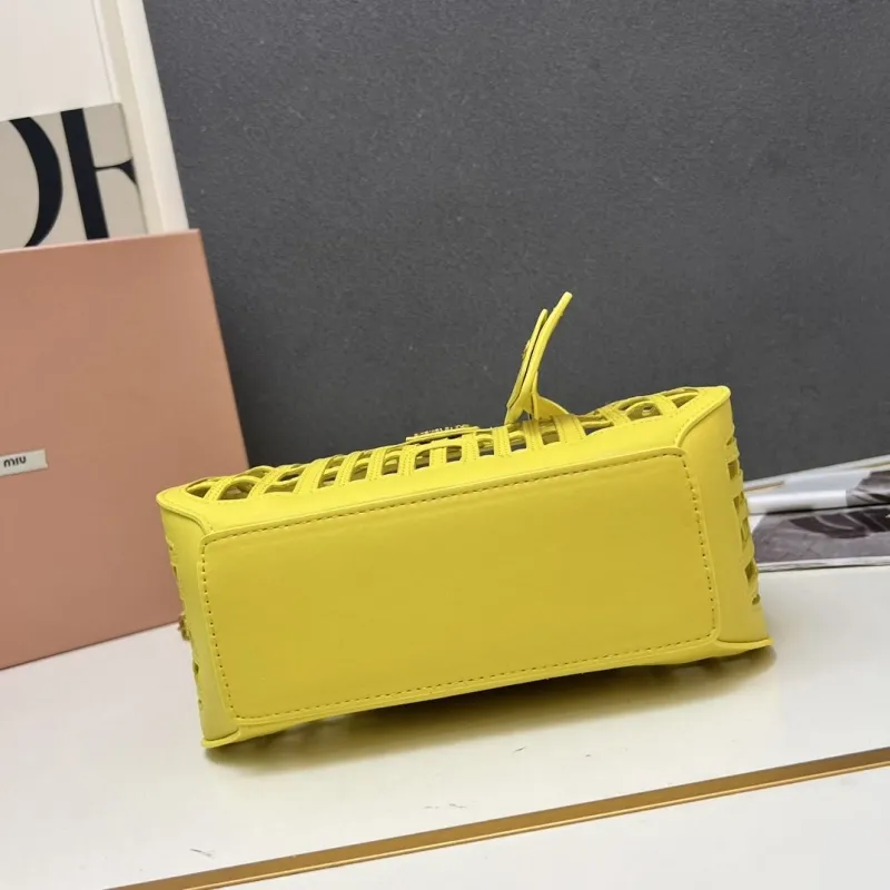 Miu Miu Yellow Crossbody Handbag 1E294 - Image 7