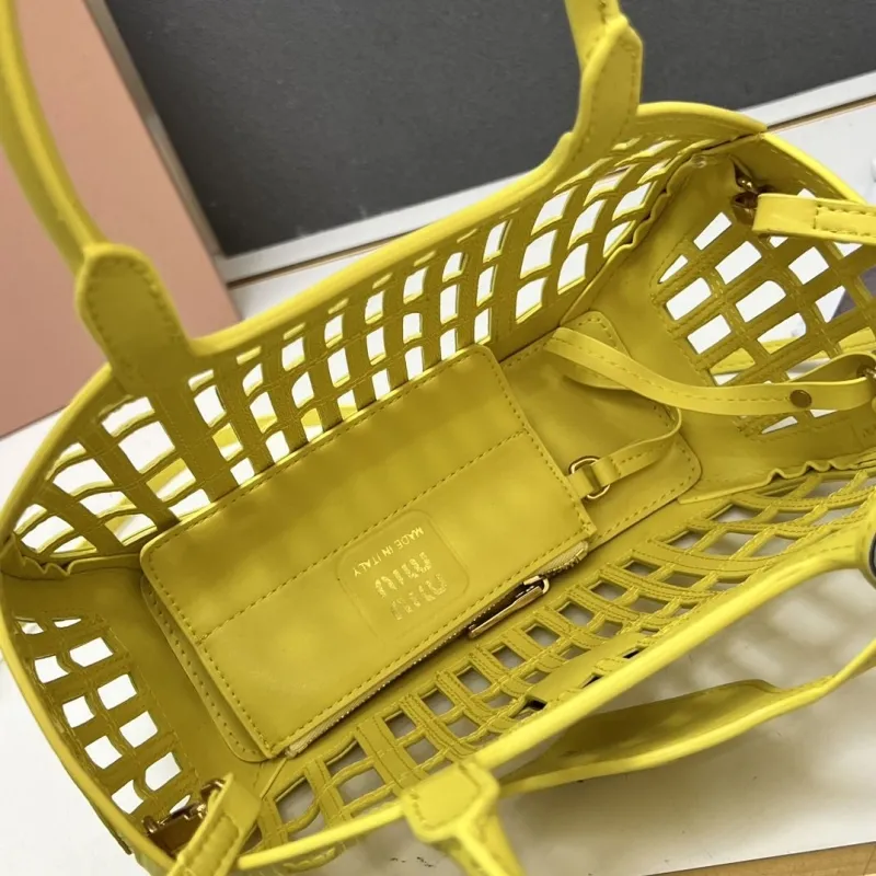 Miu Miu Yellow Crossbody Handbag 1E294 - Image 9