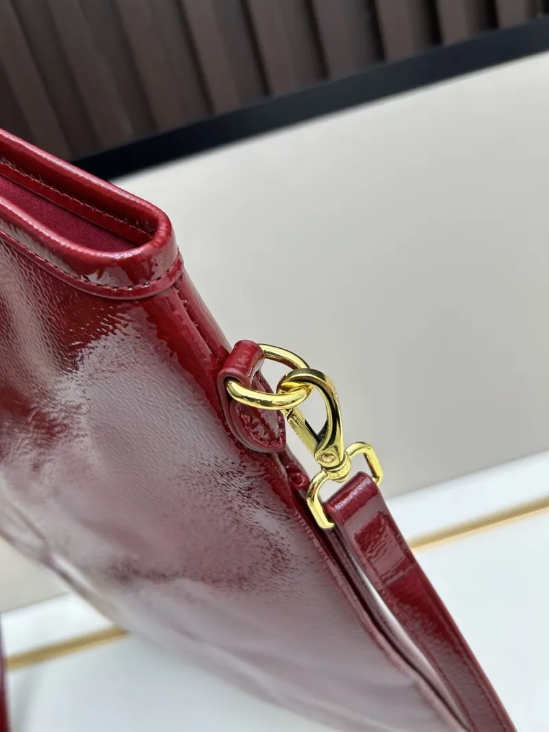 MIU MIU Red Patent Leather Tote Bag 2519 - Image 6