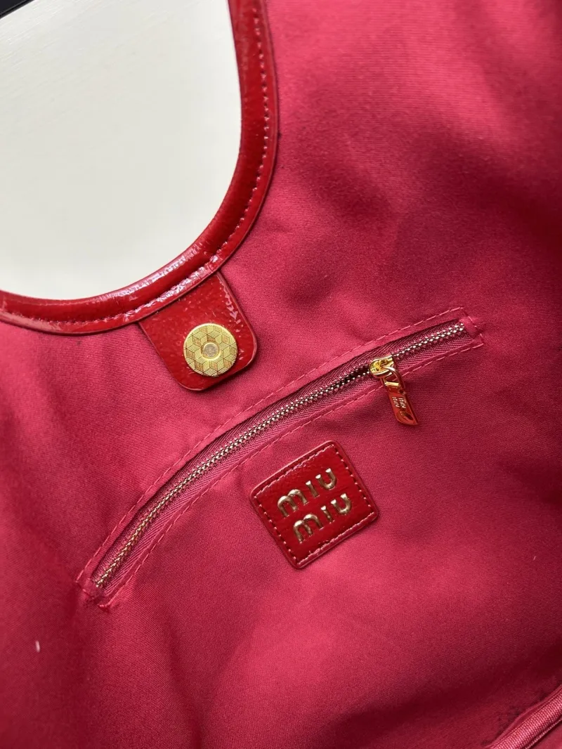 MIU MIU Red Patent Leather Tote Bag 2519 - Image 8