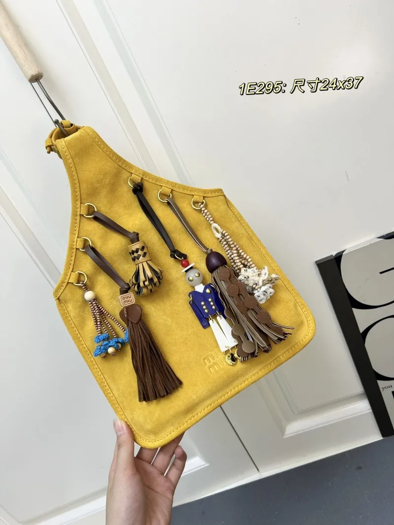 MIU MIU Shopping Bags-52