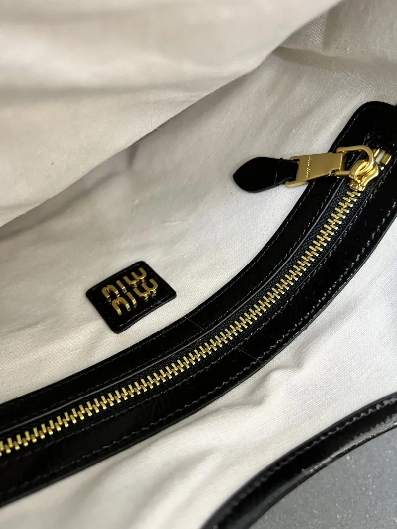 Miu Miu 5BG231 Black Leather Tote Bag - Image 9