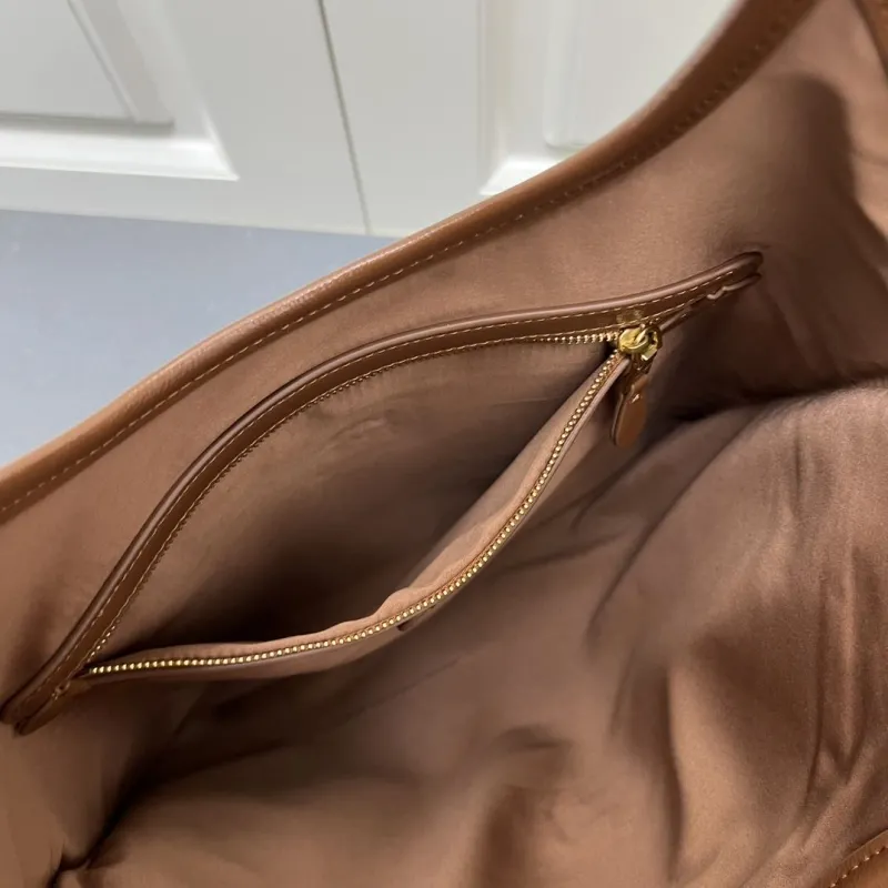 MIU MIU Brown Leather Tote Bag 7011SQ - Image 7