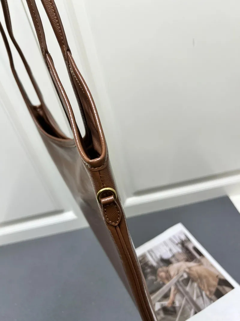 MIU MIU Brown Leather Tote Bag 7011SQ - Image 8