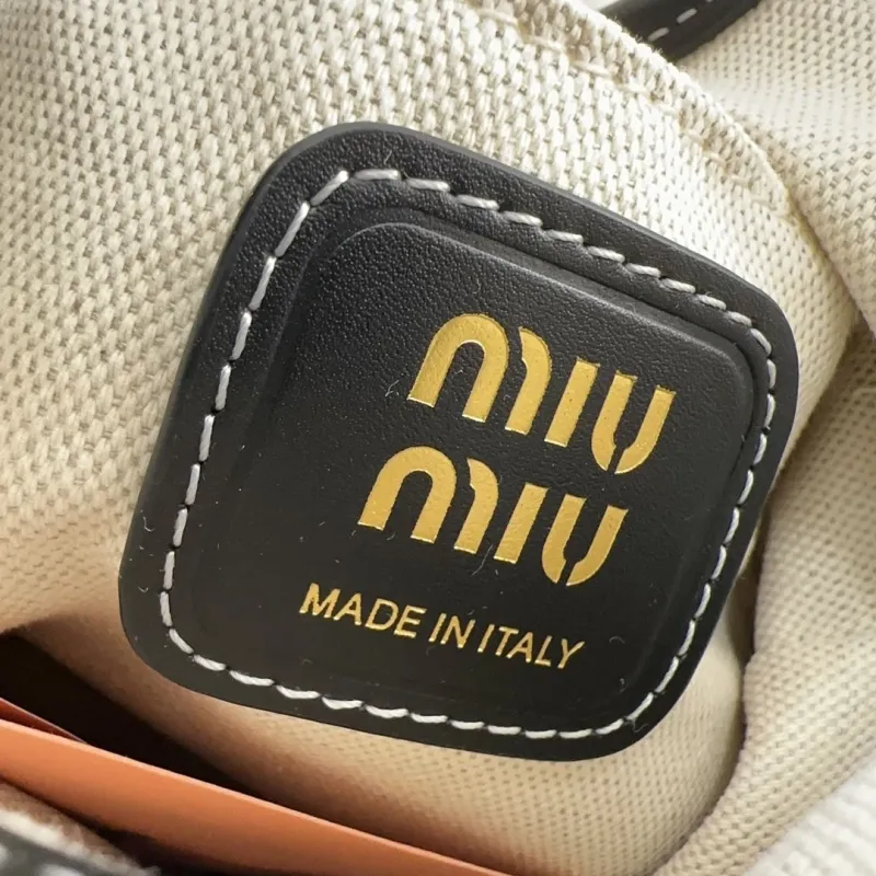 Miu Miu Black Leather Tote Shoulder Bag - Image 8
