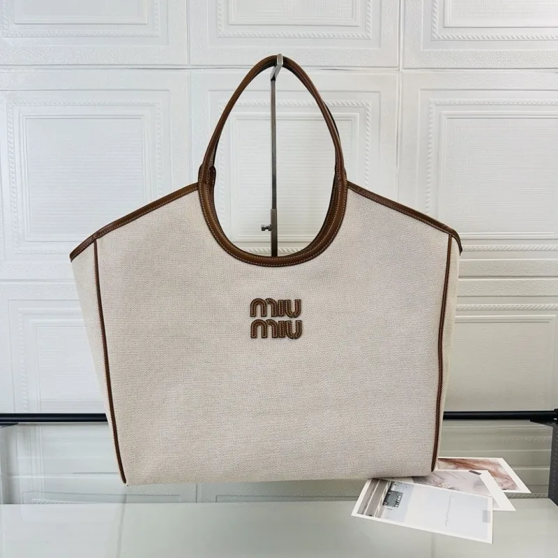 MIU MIU Shopping Bags-71