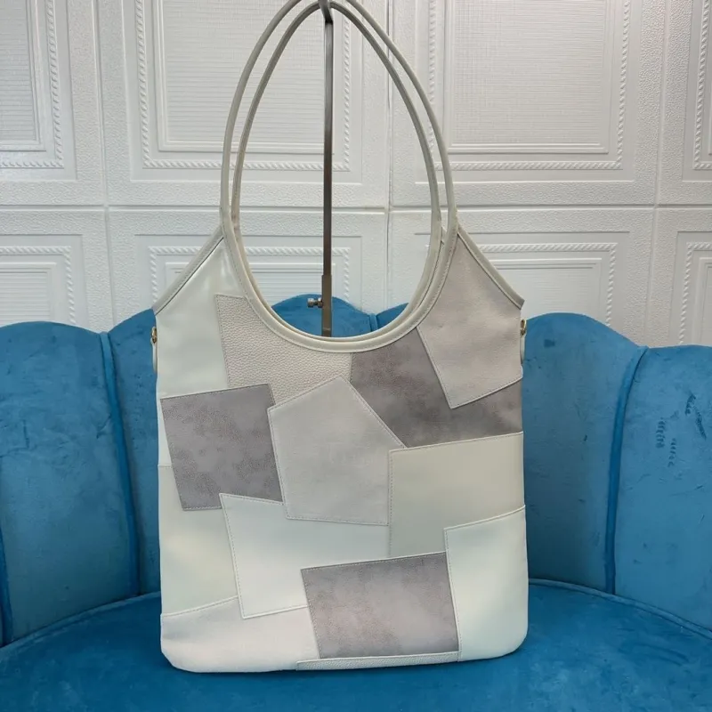 Alternative view of MIU MIU Shopping Bags-114