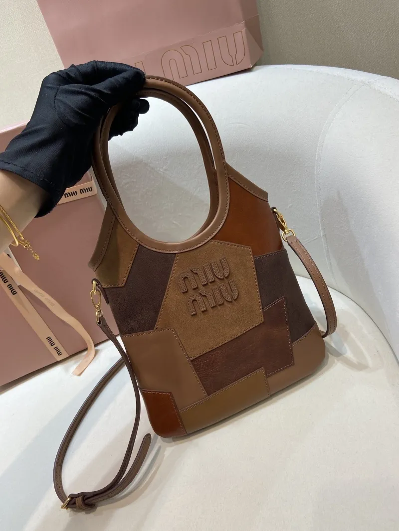 MIU MIU Shopping Bags-129