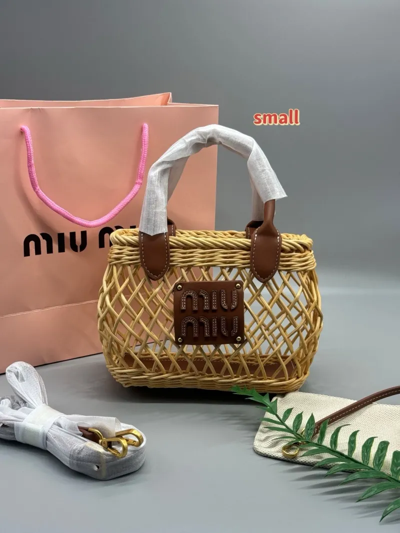 MIU MIU Shopping Bags-133