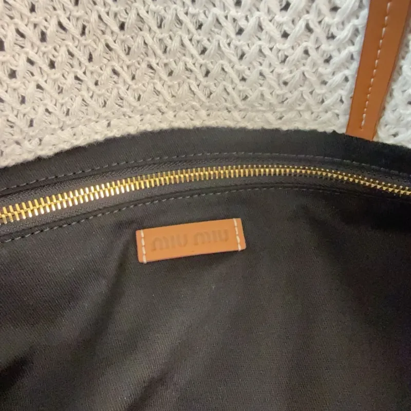 MIU MIU Shopping Bags-138 - Image 7