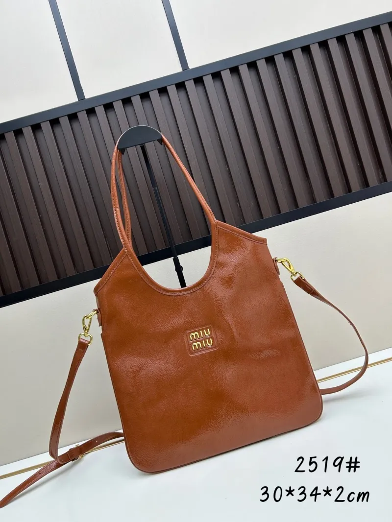 Miu Miu 2519 Leather Tote Bag - Image 3