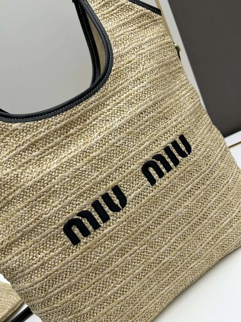 Miu Miu Beige Straw Tote Bag with Pouch 809 - Image 3