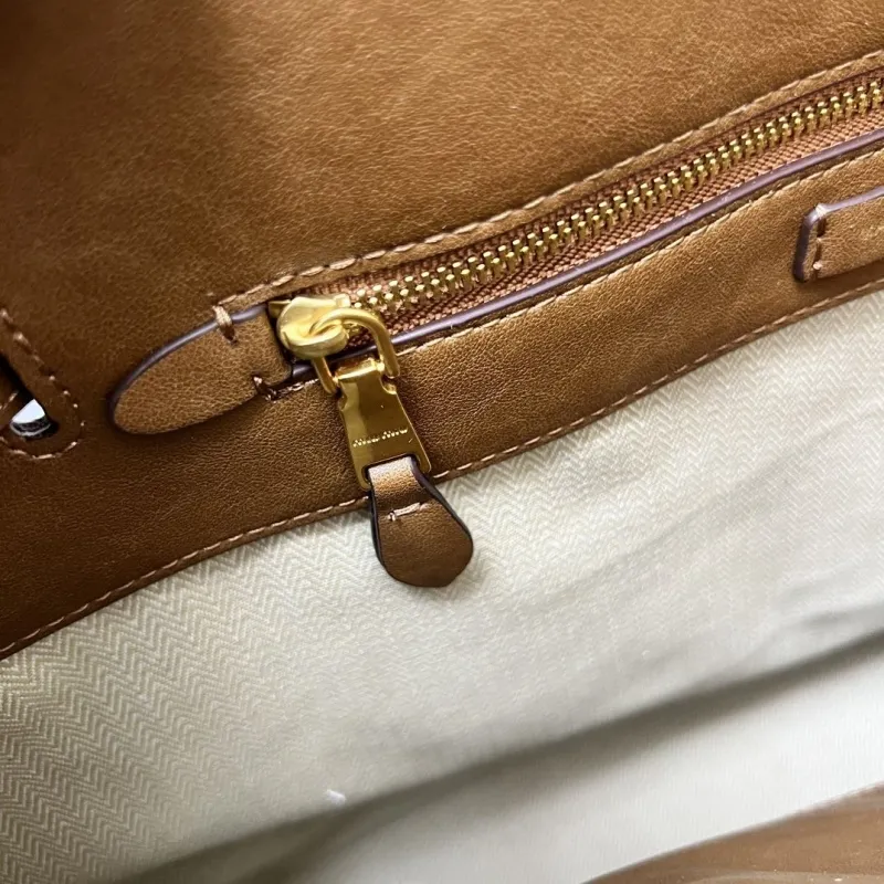 Miu Miu Brown Leather Tote Bag 7002SQ - Image 8