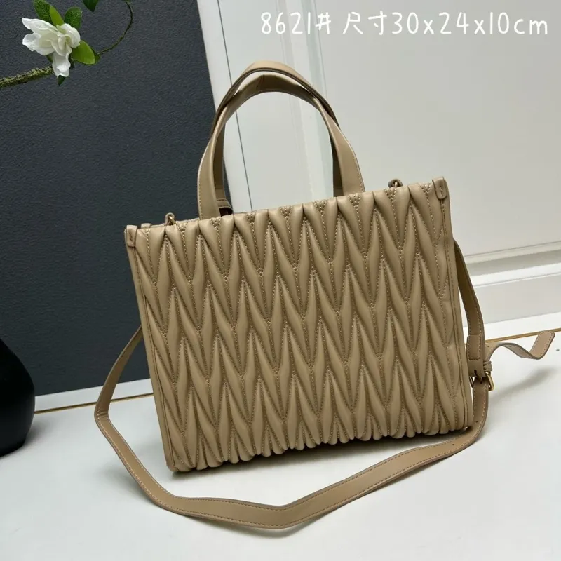 Alternative view of MIU MIU Shopping Bags-167
