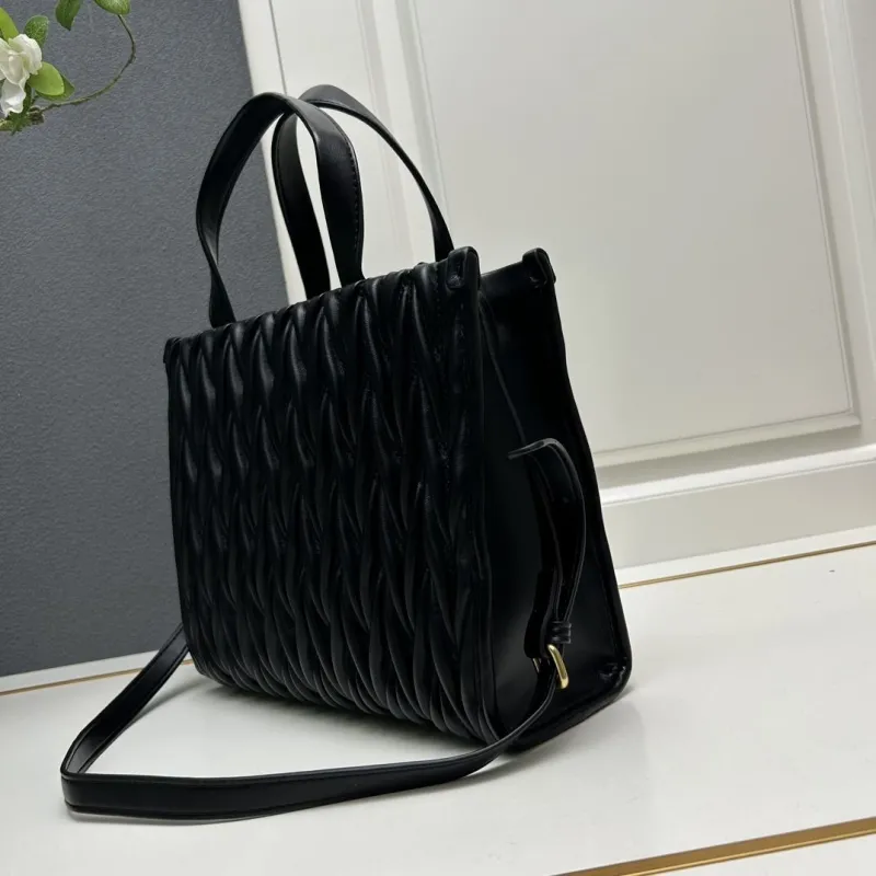 MIU MIU Black Matelassé Tote Bag 8621 - Image 3