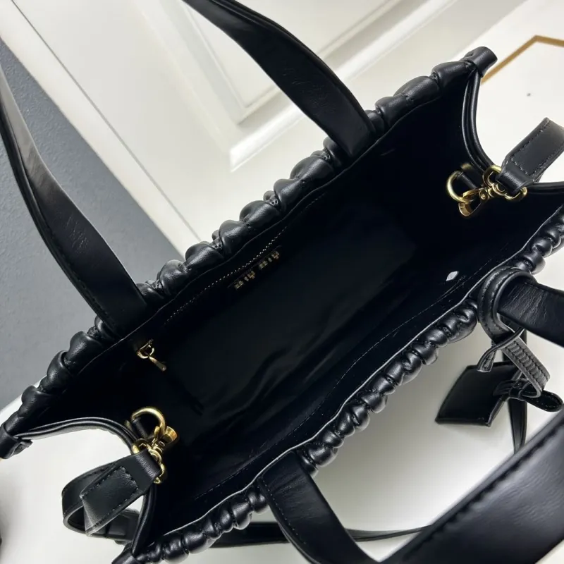 MIU MIU Black Matelassé Tote Bag 8621 - Image 7