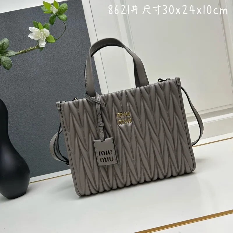 MIU MIU Shopping Bags-173